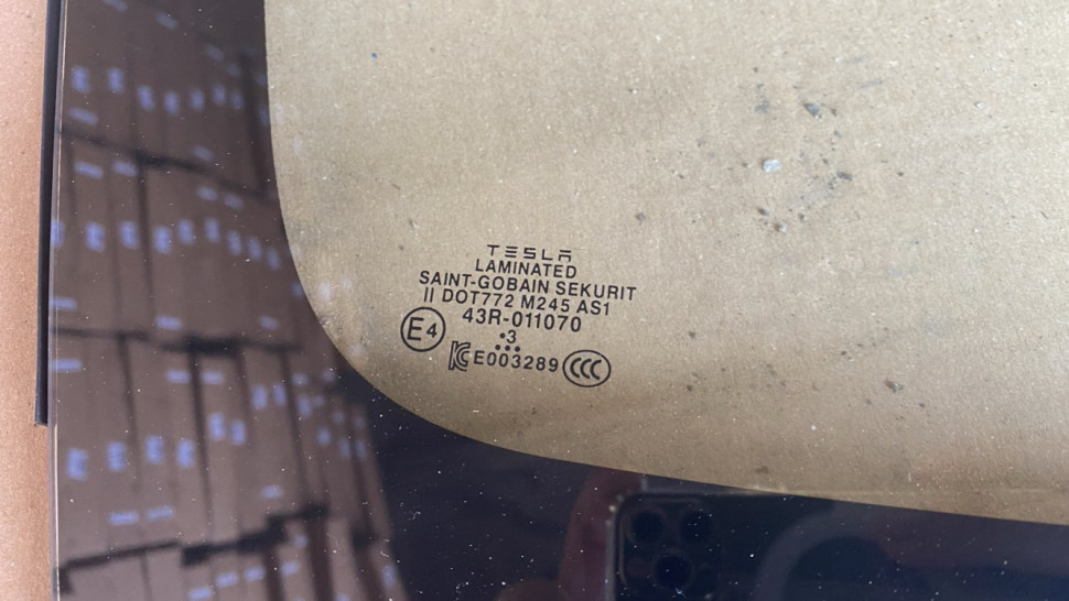 Tesla Model Y лобовое стекло 2023 2024 стекло Тесла У рестаил ОРИГИНАЛ