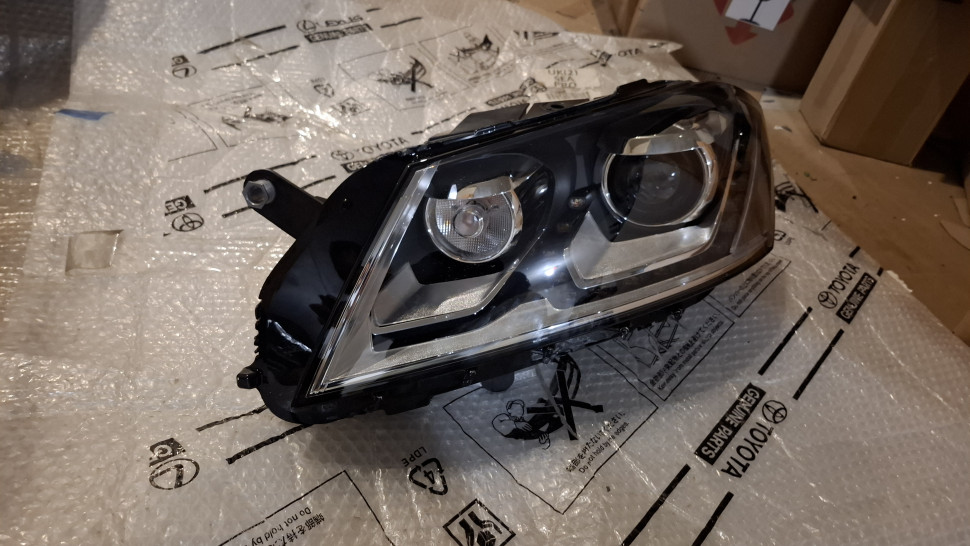 Фара Volkswagen Passat b7 bi-xenon + LED 2010 2011 2012 2013 2014 2015 Фара Пассат Б7 ксенон 3AB941751