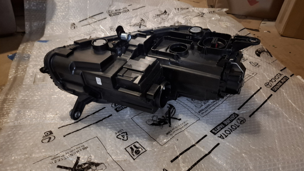 Фара Volkswagen Passat b7 bi-xenon + LED 2010 2011 2012 2013 2014 2015 Фара Пассат Б7 ксенон 3AB941751