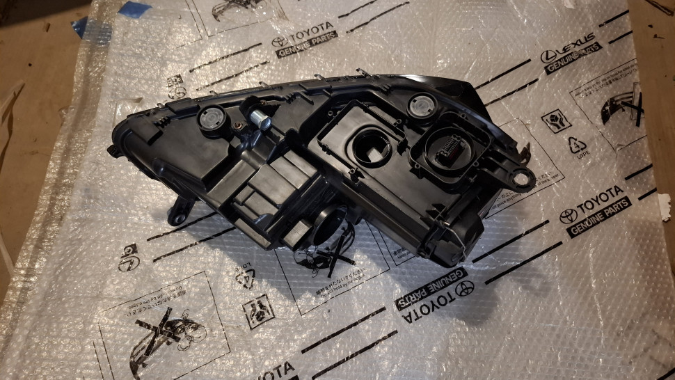 Фара Volkswagen Passat b7 bi-xenon + LED 2010 2011 2012 2013 2014 2015 Фара Пассат Б7 ксенон 3AB941751