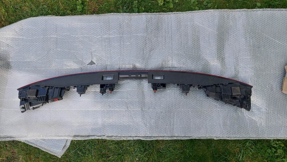 Фонарь Audi E-TRON Etron 4KE оригинал б/у стоп ліхтар Ауди Е Трон