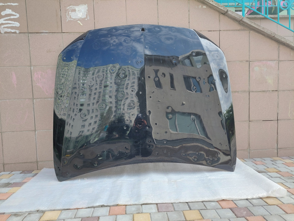 Капот Mercedes w213 2022 2021 2020 2019 2018 2017 2016 2015 A2138870203, деффект, мелкие вмятины, в родной краске.