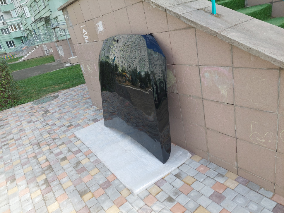 Капот Mercedes w213 2022 2021 2020 2019 2018 2017 2016 2015 A2138870203, деффект, мелкие вмятины, в родной краске.