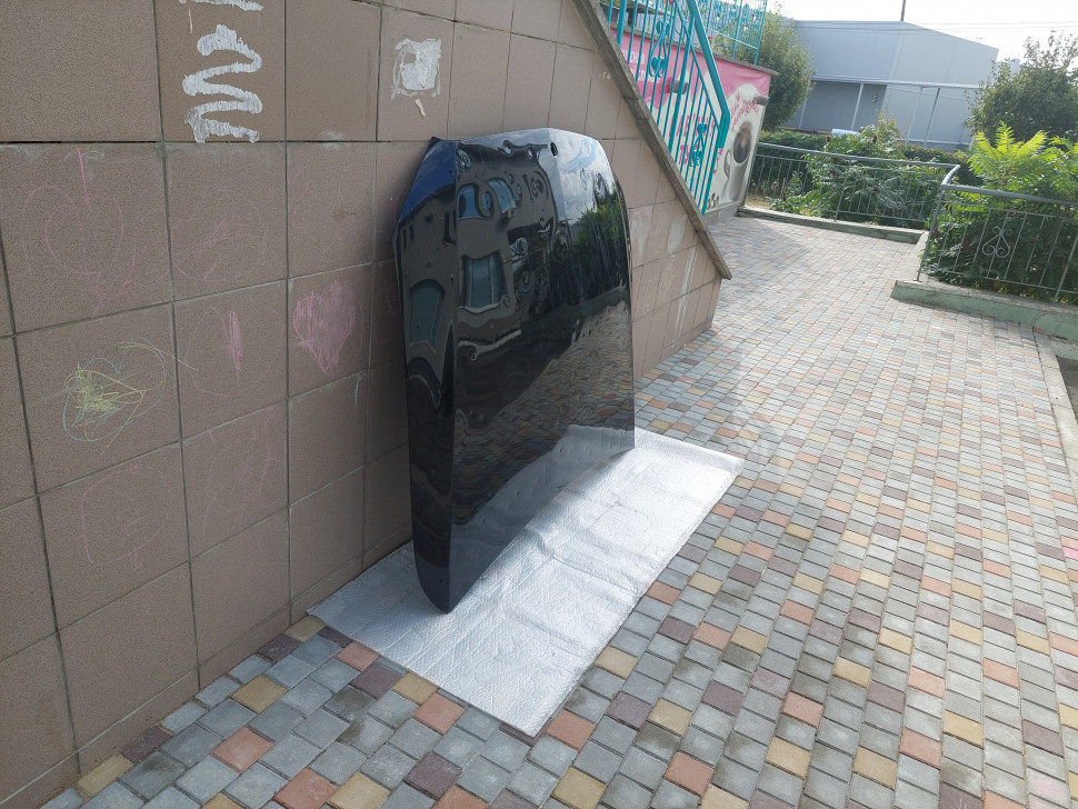 Капот Mercedes w213 2022 2021 2020 2019 2018 2017 2016 2015 A2138870203, деффект, мелкие вмятины, в родной краске.