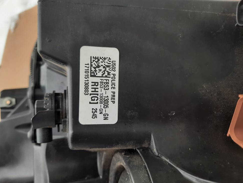 Фара Ford Explorer 2019 2018 2017 2016 LED фара Форд Експлорер черная