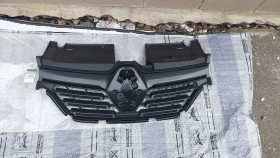Решетка радиатора Renault LOGAN 2 SANDERO 2 2017 2018 2019 2020 ОРИГИНАЛ 623105875R