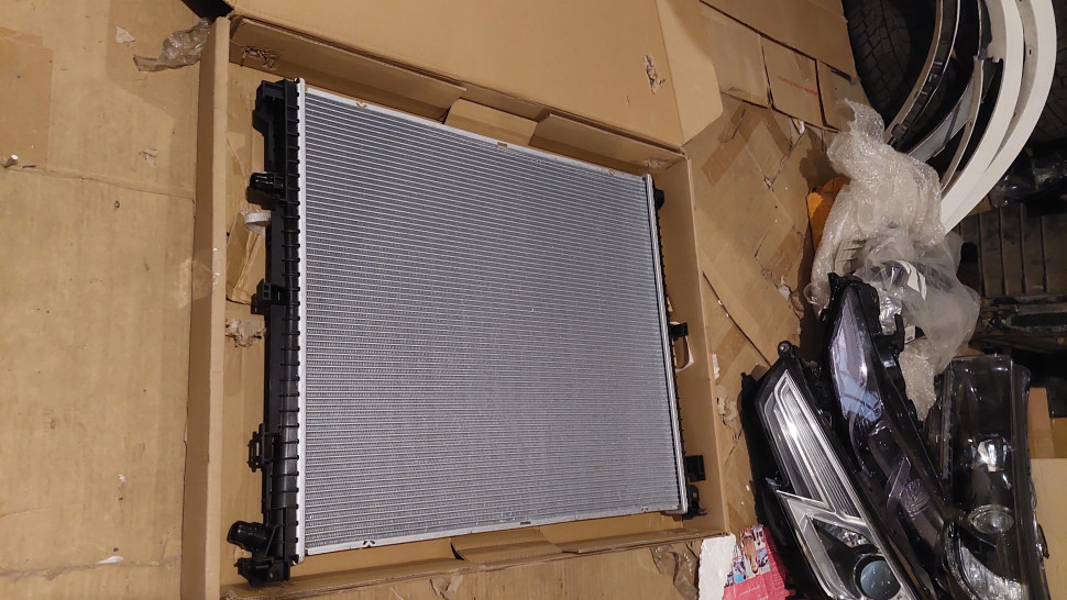 Радиатор охлаждения bmw x3 g01 x4 g02 Радіатор БМВ Х3 Г01 Х4 Г02 17118642747 8642747 17119468695 9468695