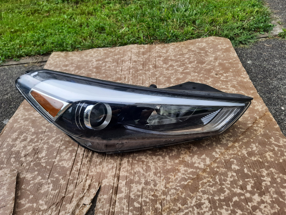 Фара HYUNDAI TUCSON 2018 2017 2016 ОРИГИНАЛ Фара Хюндай Туксон