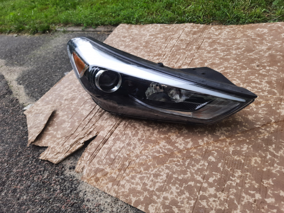 Фара HYUNDAI TUCSON 2018 2017 2016 ОРИГИНАЛ Фара Хюндай Туксон