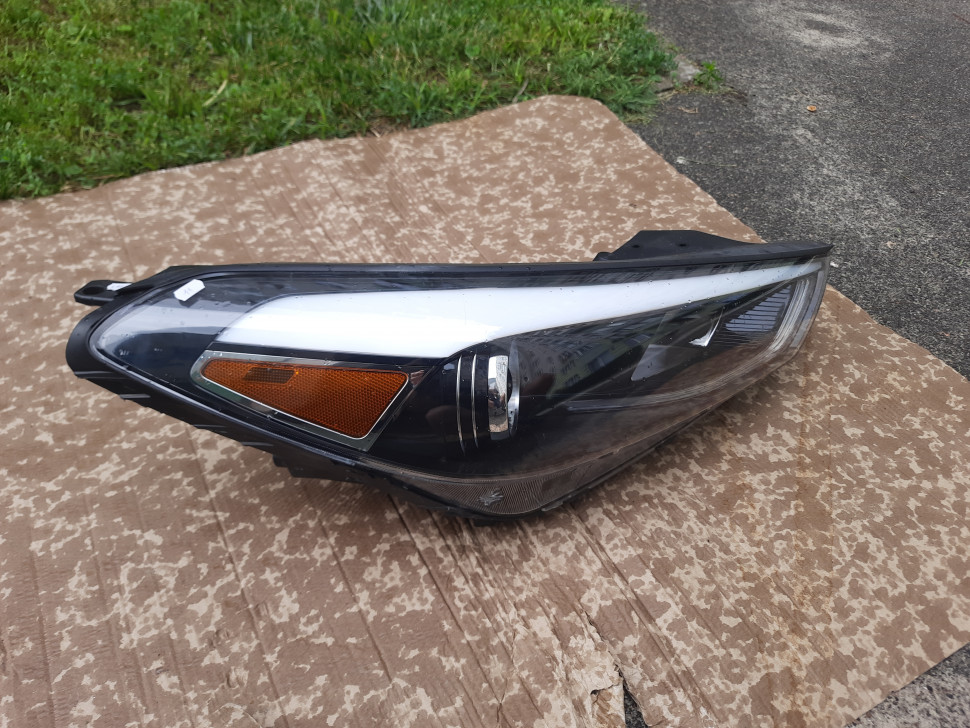 Фара HYUNDAI TUCSON 2018 2017 2016 ОРИГИНАЛ Фара Хюндай Туксон