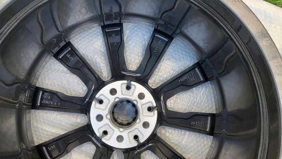 Один передний диск Bmw G05 740 Style 20R ET35 диск Бмв G06 X5 X6 НОВЫЙ 8071996, есть только один диск.