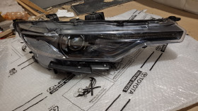 Фара Maserati Levante 2018+ правая ксенон 3 блока в сборе Фара Мазерати Леванте Европа