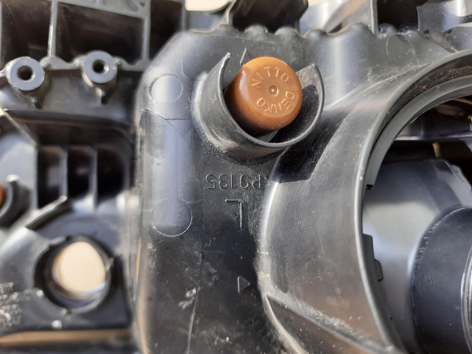 Царапина Фара Mitsubishi outlander sport ASX ОРИГИНАЛ фара Аутлендер АСХ