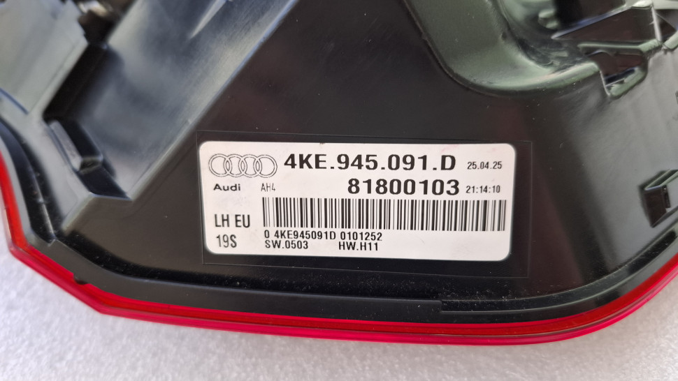 Фонарь Audi E-tron 2019 Европа Фонарь Ауди Етрон 55 4ke LED стоп Etron 4ke945091d 4ke945091