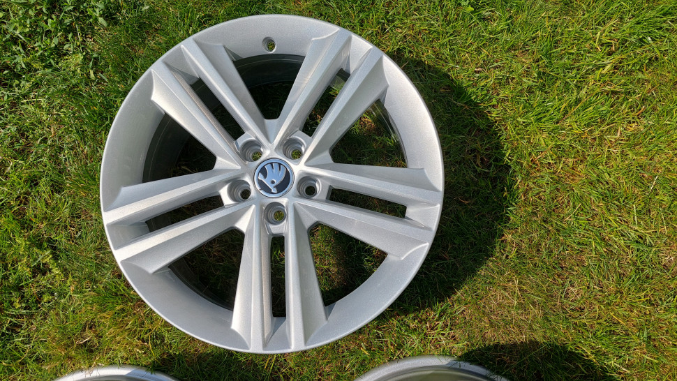 Диски R17 5x100 7j et46 Borbet Диски skoda rapid fabia ОРИГИНАЛ Идеал