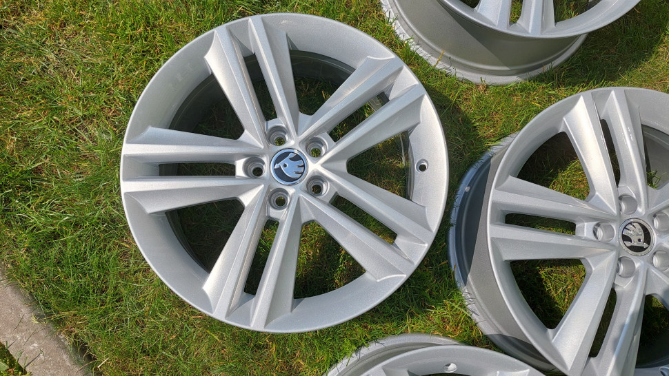 Диски R17 5x100 7j et46 Borbet Диски skoda rapid fabia ОРИГИНАЛ Идеал