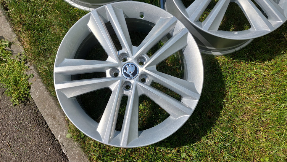 Диски R17 5x100 7j et46 Borbet Диски skoda rapid fabia ОРИГИНАЛ Идеал