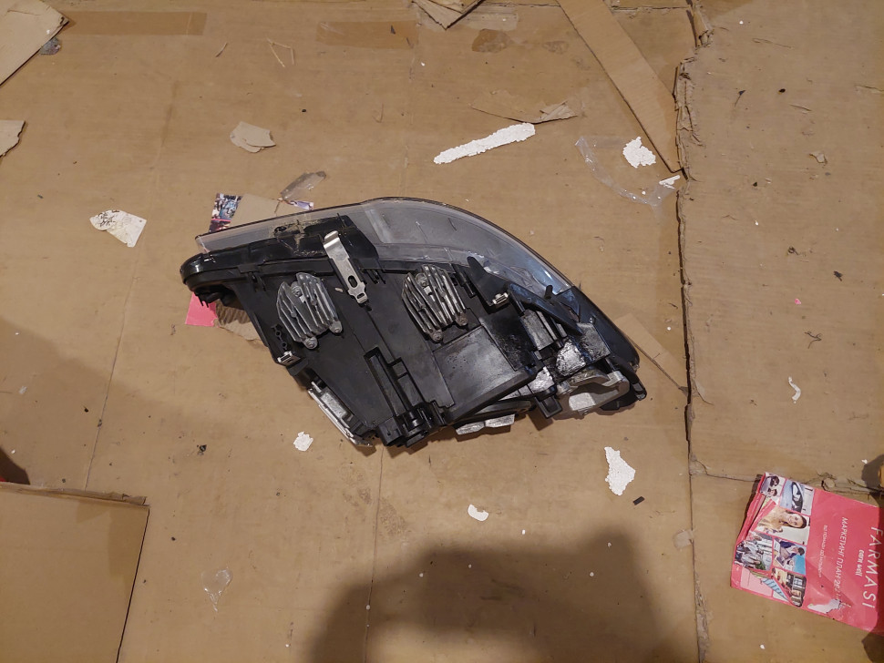 Фара BMW 5 F10 F11 USA з блоками bi-xenon левая, адаптивная , динамическая, поворотная 2010 2011 2012 2013 фара БМВ 5 ксенон Америка 7203255