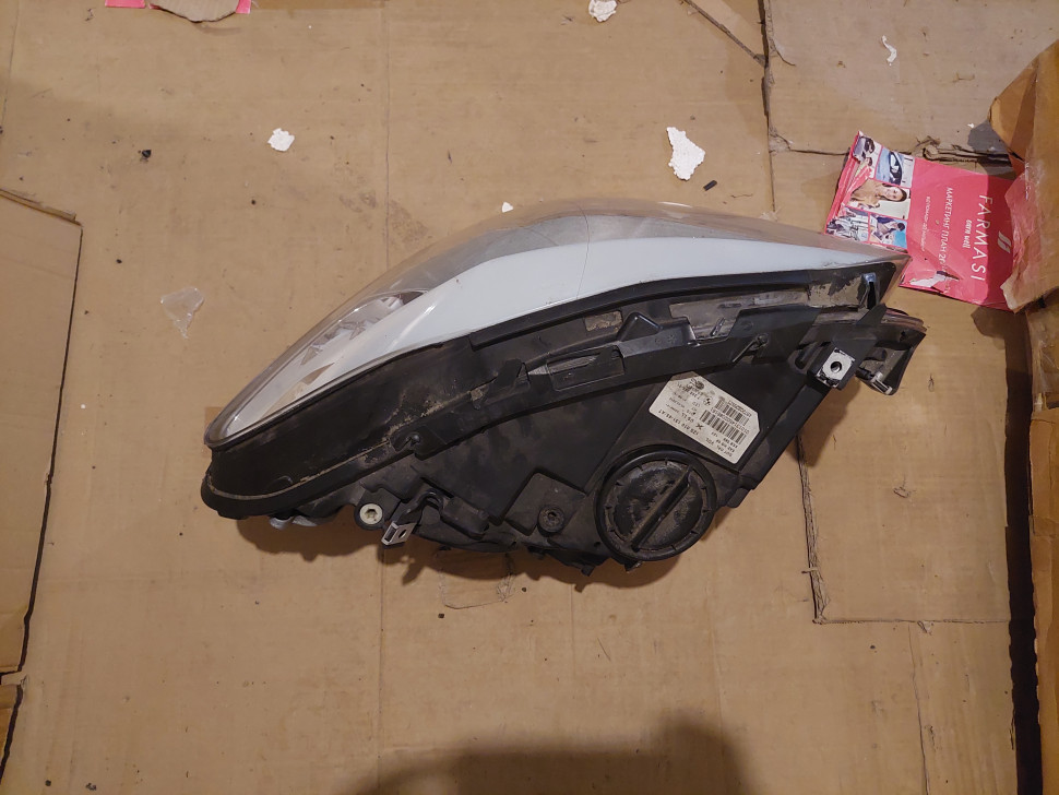 Фара BMW 5 F10 F11 USA з блоками bi-xenon левая, адаптивная , динамическая, поворотная 2010 2011 2012 2013 фара БМВ 5 ксенон Америка 7203255