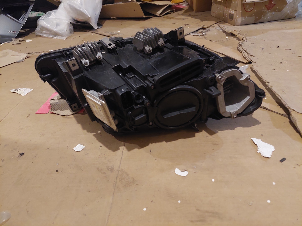 Фара BMW 5 F10 F11 USA з блоками bi-xenon левая, адаптивная , динамическая, поворотная 2010 2011 2012 2013 фара БМВ 5 ксенон Америка 7203255