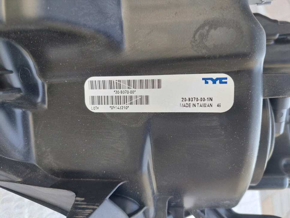 TYC Фара Lexus RX 350 2015 2014 2013 2012 Фара Лексус РХ 350 галоген