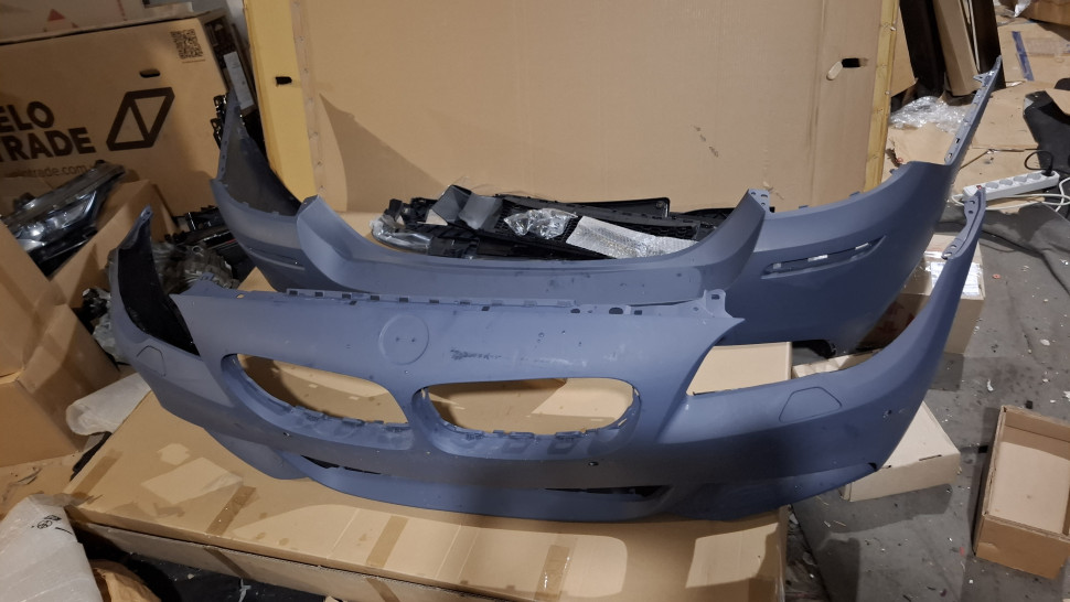 Два Бампери BMW 5 F10 f11 ф10 ф11 m packet передній + задній м пакет обвіс Бампери БМВ 5 Ф 10