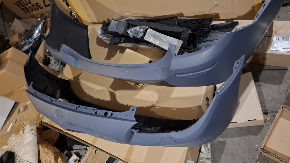 Два Бампери BMW 5 F10 f11 ф10 ф11 m packet передній + задній м пакет обвіс Бампери БМВ 5 Ф 10