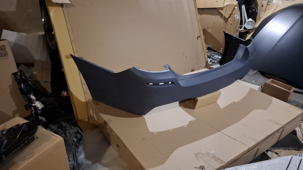 Два Бампери BMW 5 F10 f11 ф10 ф11 m packet передній + задній м пакет обвіс Бампери БМВ 5 Ф 10