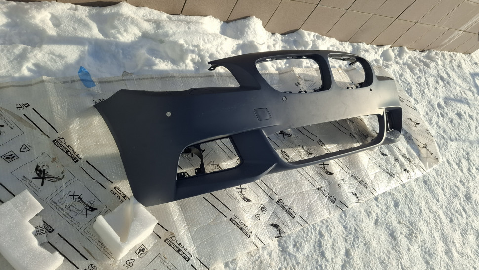 Два Бампери BMW 5 F10 f11 ф10 ф11 m packet передній + задній м пакет обвіс Бампери БМВ 5 Ф 10