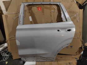 Дверь задняя левая Santa Fe 4 2018 2019 2020 2021 2022 2023 Hyundai Двері Санта Фе 4