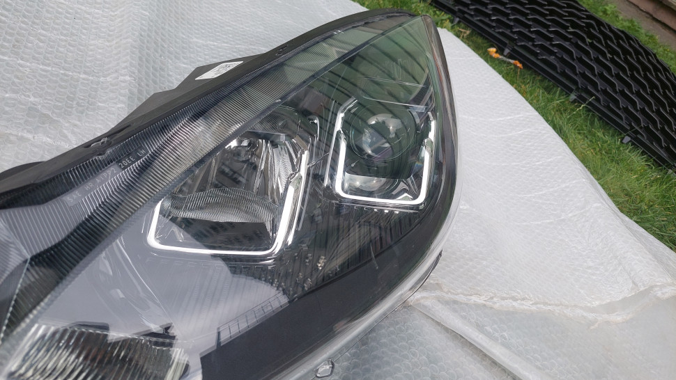 Фара Ford Escape 2022 2021 2020 USA з ДХО ОРИГИНАЛ фара Форд Ескейп 2020