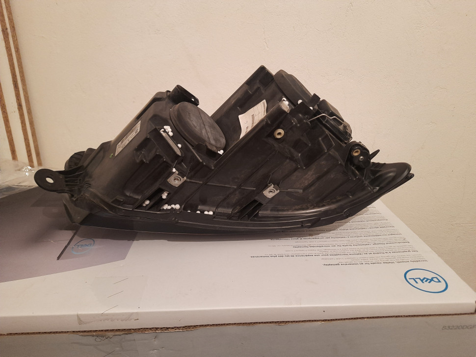 Фара Volkswagen Transporter T6 2019 2018 17 16 15 Фара Транспортер Т6