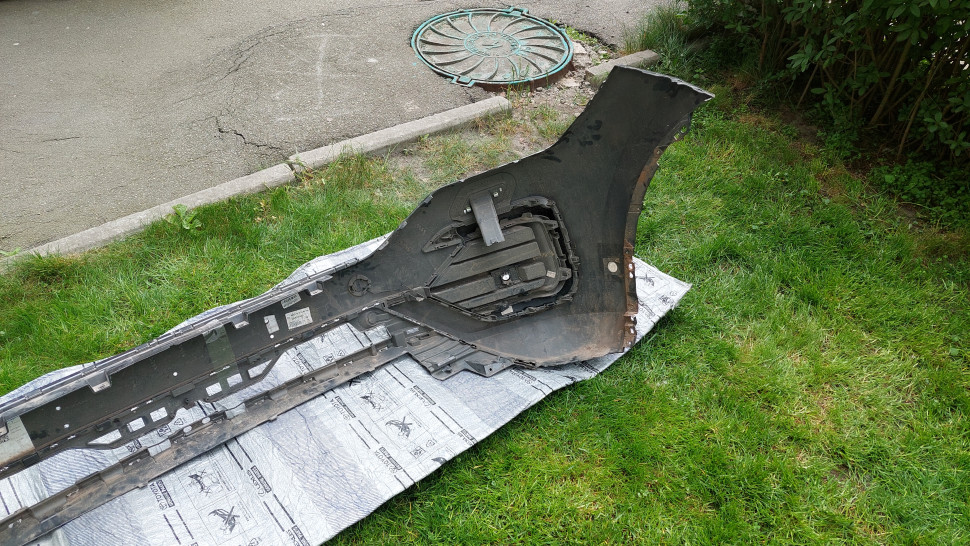 Бампер Volkswagen Touareg 3 R-Line 2018 2019 2020 21 22 23 760807217BF