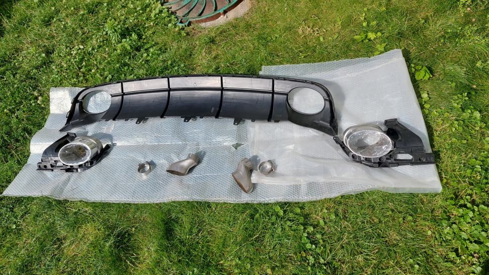 Губа заднего бампера Audi A6 C7 2014-2017 RS6 (на стандартный бампер)