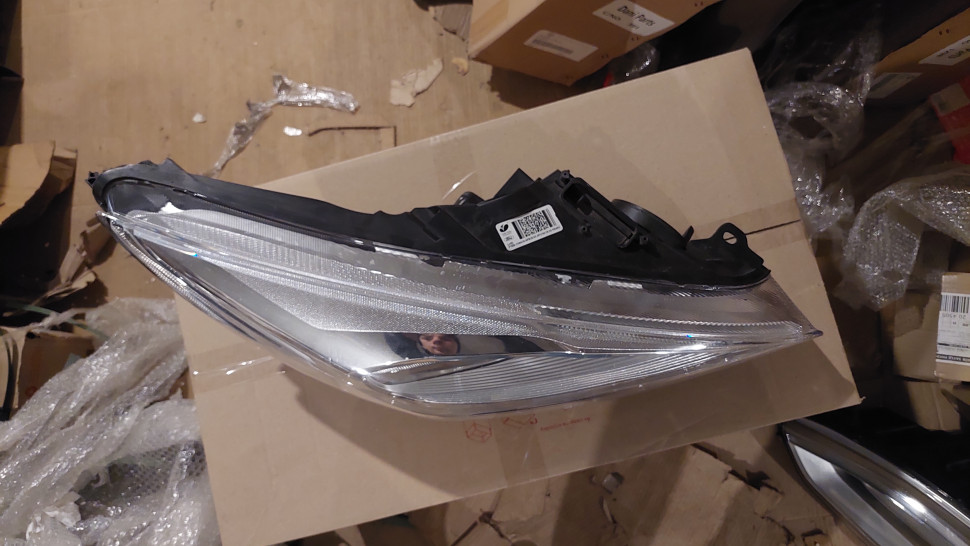 Нужен ремонт крепления, Фара Ford Focus 3 led ДХО Европа 2018 2017 2016 2015 Фара Форд фокус