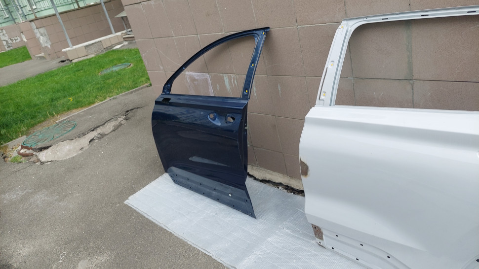 Дверь передняя левая Santa Fe 4 2018 2019 2020 2021 2022 23 Hyundai Двері Санта Фе 4