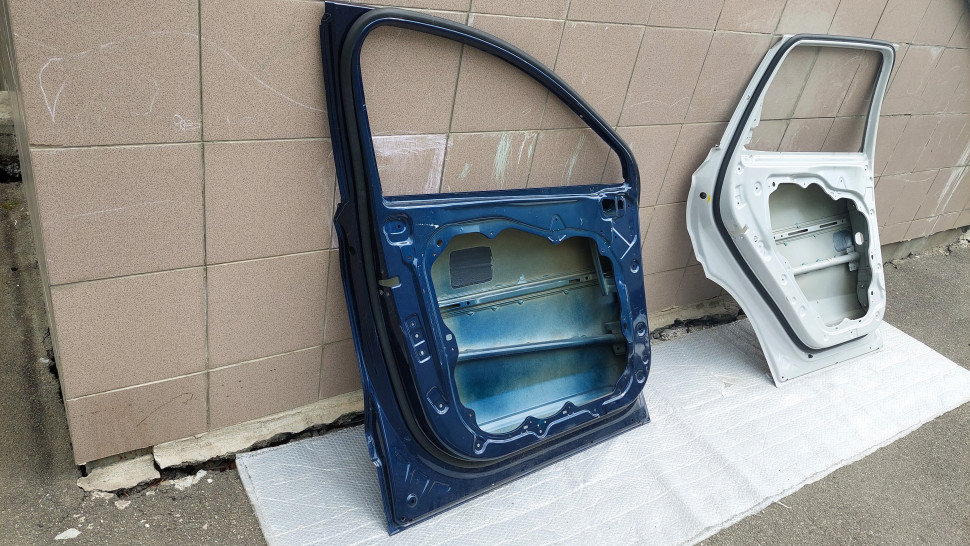 Дверь передняя левая Santa Fe 4 2018 2019 2020 2021 2022 23 Hyundai Двері Санта Фе 4