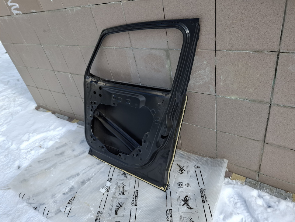 Дверь Jeep Renegade 2015 - 2024 Дверь Джип Ренегад Ренегат 68320801AA