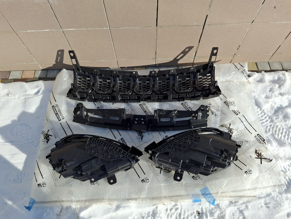 Решётка радиатора Jeep Compass 2022 2023 2024 решетка радиатора Джип Компас в сборе