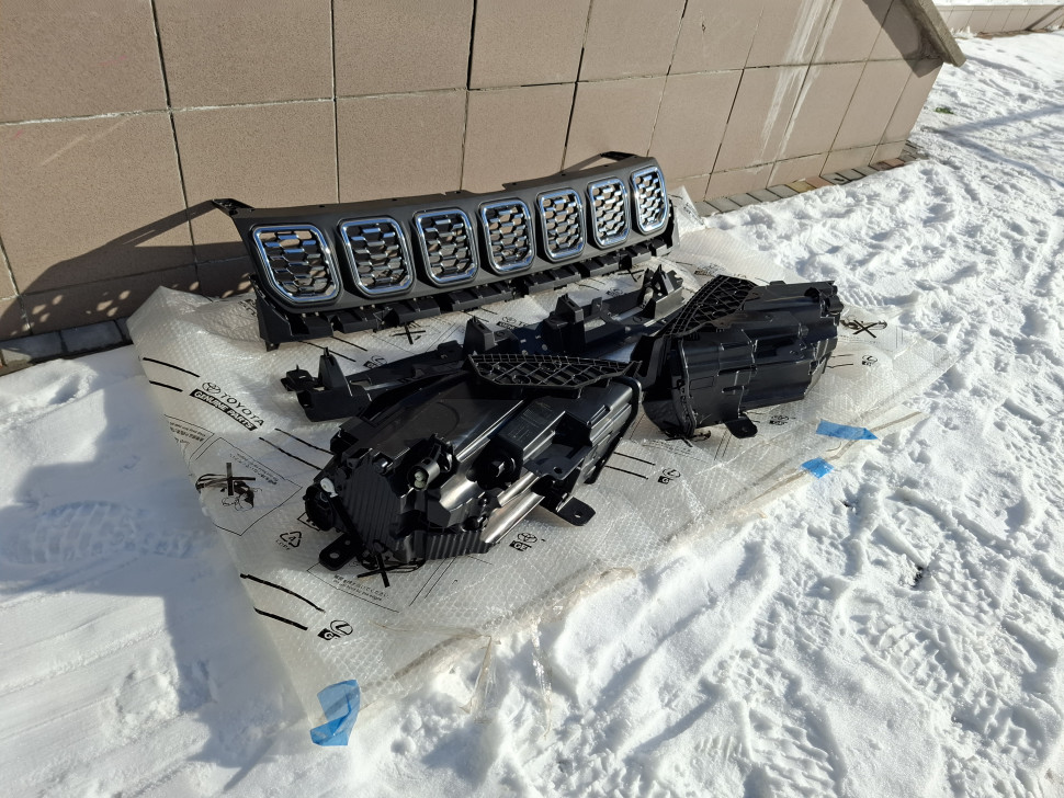 Решётка радиатора Jeep Compass 2022 2023 2024 решетка радиатора Джип Компас в сборе