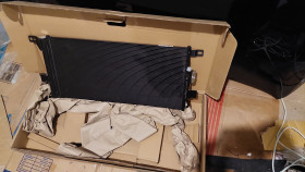 Радиатор Audi Q5 80a fy НОВЫЙ ОРИГИНАЛ радиатор кондиционера Ауди ку 5