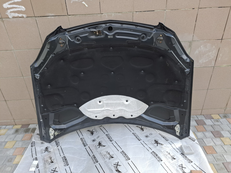 Капот MERCEDES W204 2011 2012 2013 2014 цвет 183 C-KLAS капот Мерседес 204 LIFT в сборе A2048800957