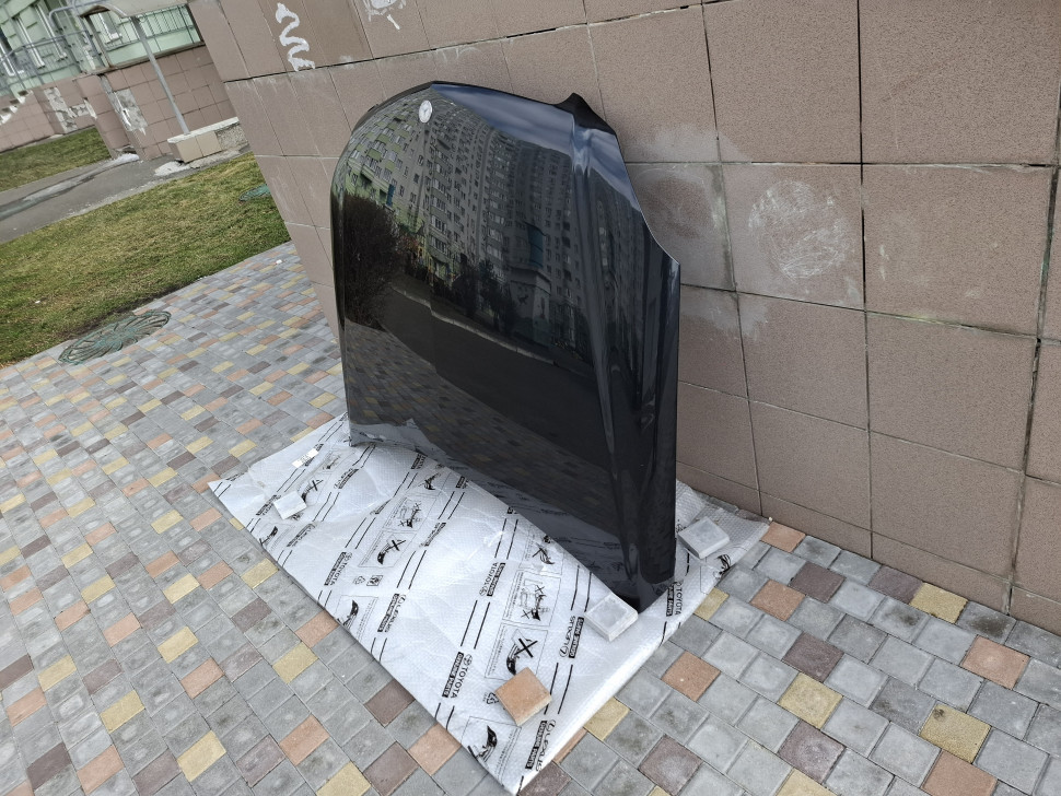 Капот MERCEDES W204 2011 2012 2013 2014 цвет 183 C-KLAS капот Мерседес 204 LIFT в сборе A2048800957