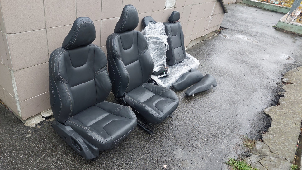 Сидения Volvo XC60 R-DESIGN салон кожа Автосидения, кресла Вольво