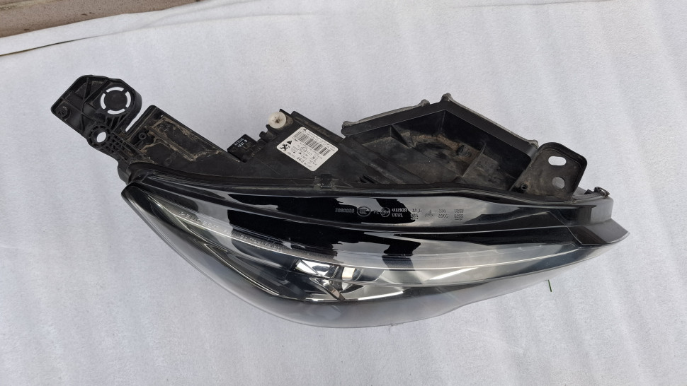 Фара Peugeot 308 Т9 Full led 2014 2015 2016 2017 2018 2019 Пежо 308 Фулл Лед правая