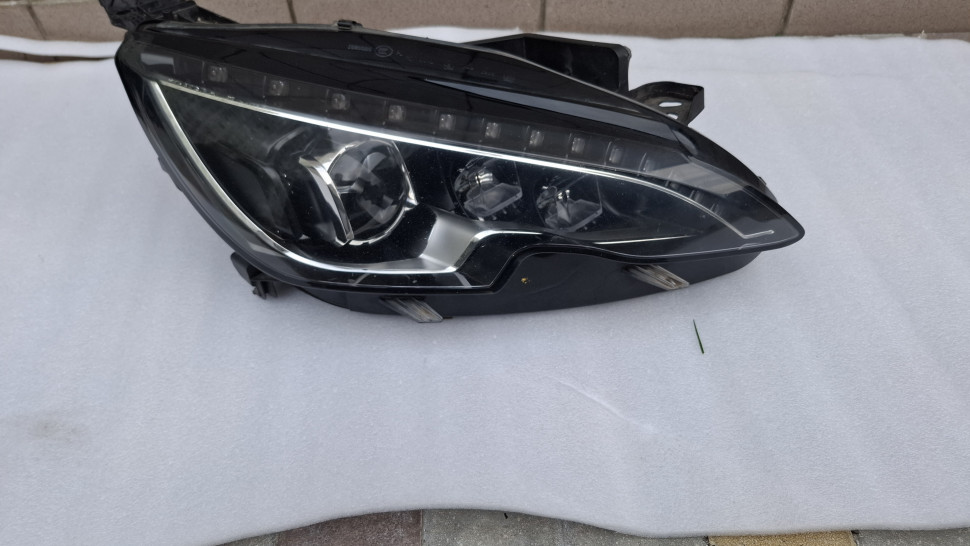 Фара Peugeot 308 Т9 Full led 2014 2015 2016 2017 2018 2019 Пежо 308 Фулл Лед правая
