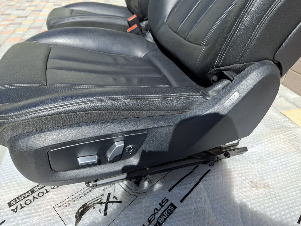 Сидение ВОДИТЕЛЯ BMW 7 G11 G12 2016-22 с airbag кожа черная сиденья БМВ 7 52107363143 52107363144