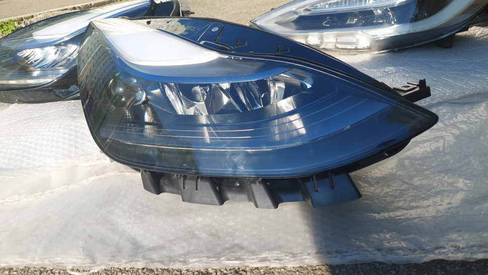 Фара Tesla Model 3 Y uplevel линза 2023 2022 2021 правая б/у ОРИГИНАЛ Фара тесла модел 3 У линзованая.