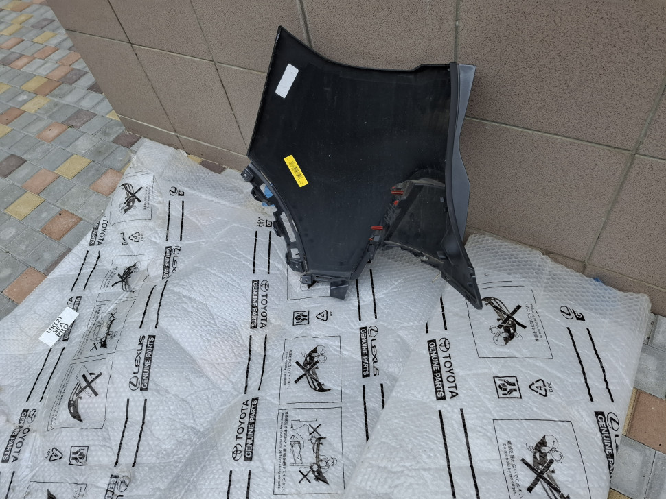 Бампер задний Ford Escape 2020 2021 2022 2023 2024 бампер задний правый Форд Ескейп с катафотом LJ6Z17810AEPTM