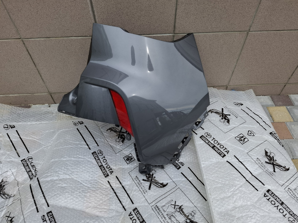 Бампер задний Ford Escape 2020 2021 2022 2023 2024 бампер задний правый Форд Ескейп с катафотом LJ6Z17810AEPTM